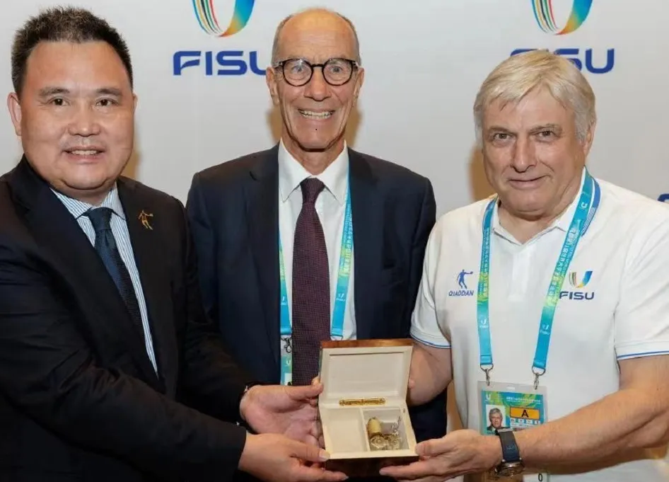 蜘蛛直播-专业体育直播_五大联赛_NBA直播_中超直播-蜘蛛直播官网